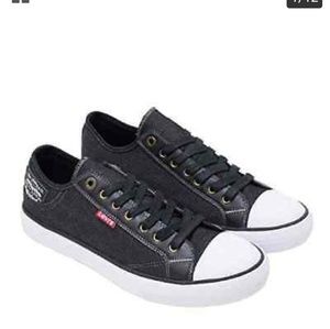 Levis Boys Stan Buck C Black Denim Sneaker sz 4 NIB